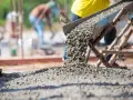 Ile betonu na posadzkę? Proste obliczenia, które zaoszczędzą czas