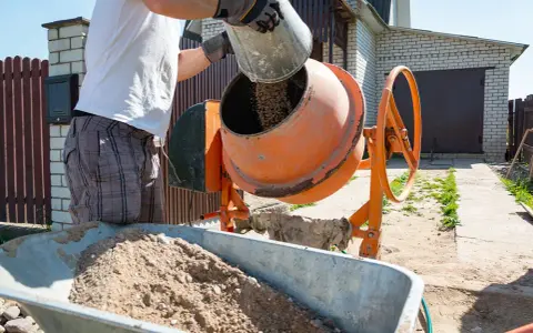 Beton jak zrobić - proste kroki do idealnej mieszanki betonu