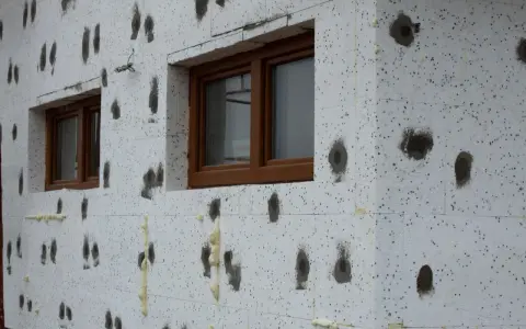 Czy 10 cm styropianu wystarczy na ocieplenie domu? Sprawdź to!
