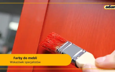 Pędzel maluje mebel na czerwono. Szukasz idealnej farby do mebli? Sprawdź wskazówki specjalistów.
