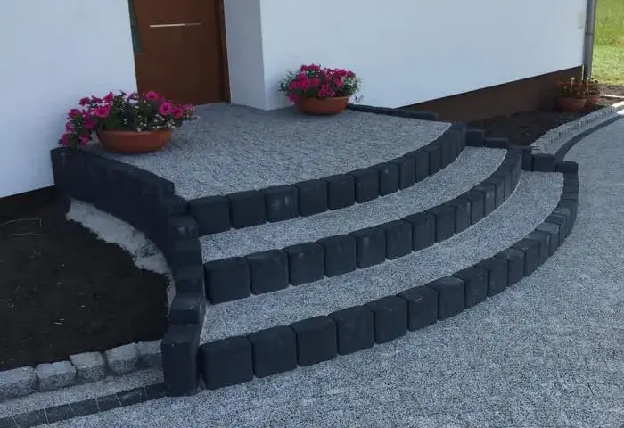 Jak ułożyć kostkę brukową na schodach betonowych bez błędów?