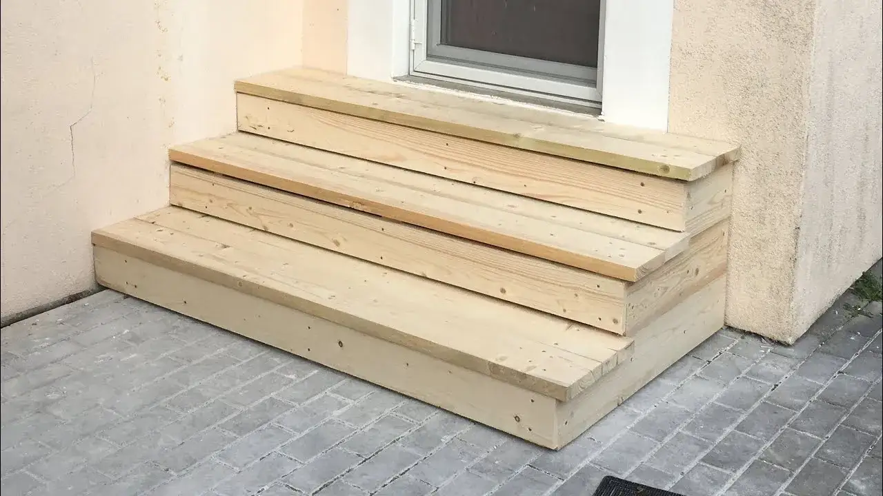 Zdjęcie Jak wykonać schody drewniane zewnętrzne - krok po kroku do sukcesu